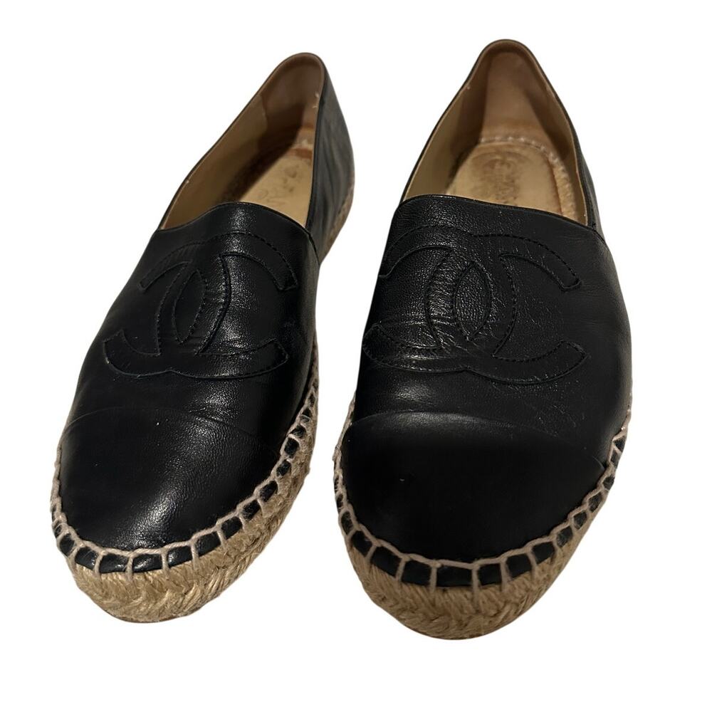 100% Authentic Chanel Size 39 / 8 CC Logo Black Lambskin Summer Espadrille Flats - Picture 2 of 11